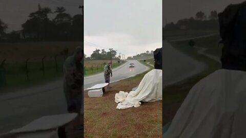 Guerreiros de Jundiaí, São Paulo. 🙏 Nem a chuva de granizo para o nosso povo!!! 👊🇧🇷