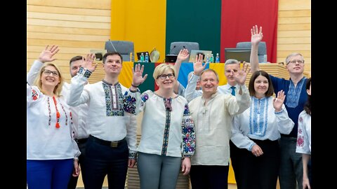 Nepaprastosios padėties kronikos: Kol liaudis beraštė, svarbiausi iš menų mums yra kinas ir cirkas