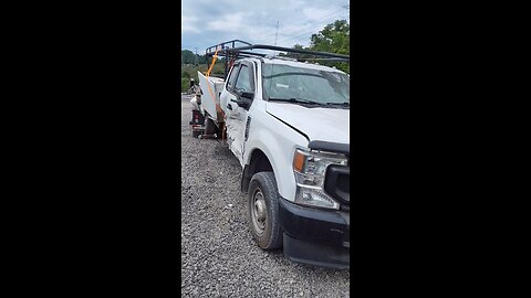 Ford F350 wreck