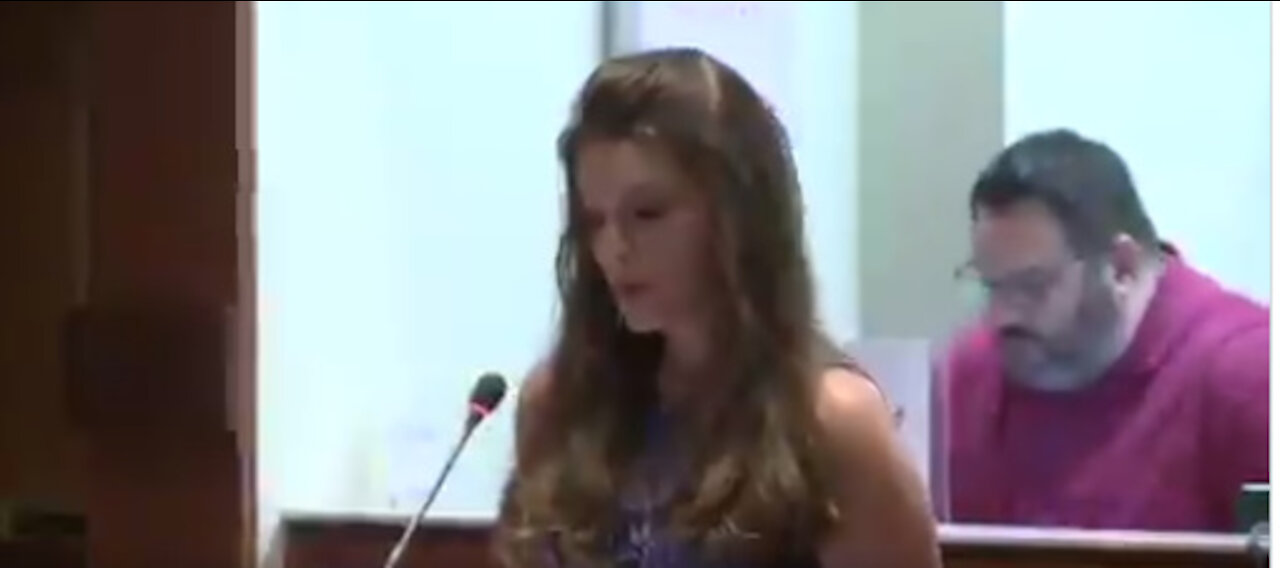 Teacher Laura Morris Tells Loudoun School Board 'I Quit'