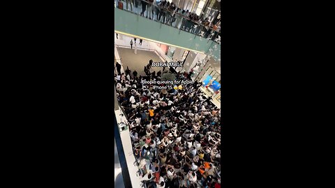 DUBAI MALL… People Hungry for iPhone 15 #iphone #iphone15