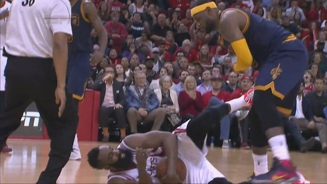 Top 5 Times Athletes Got Hit in the Nuts