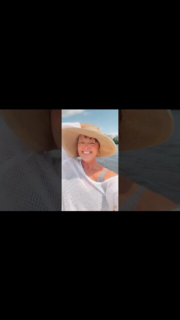 Fun in the sun 😎💋