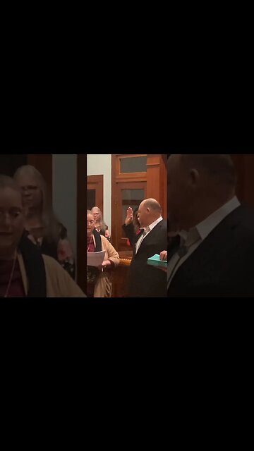 Ronnie Cochran sworn in as Newton County Judge - 01/01/23