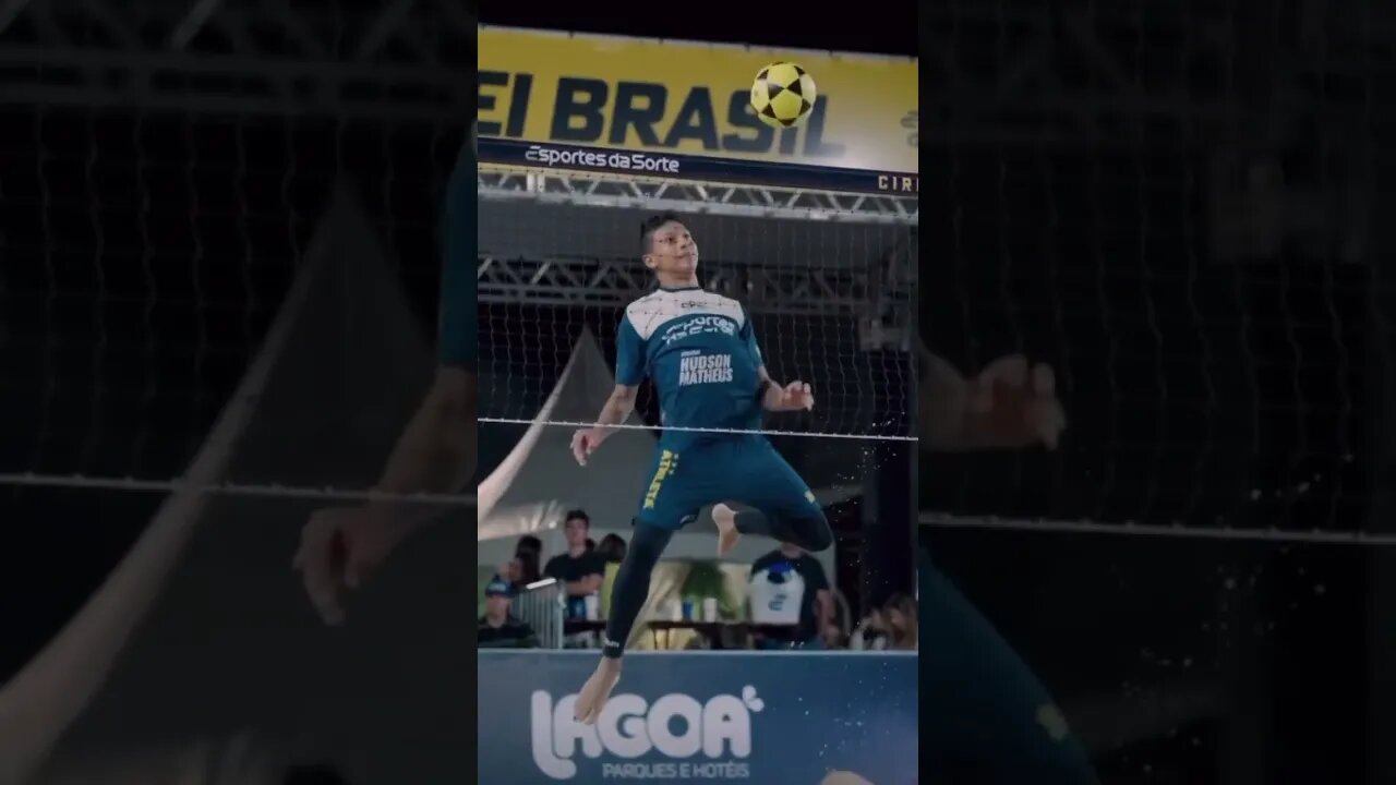 Quem chega nessa bola do ET?