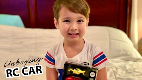 Patrick Unboxing RC Car