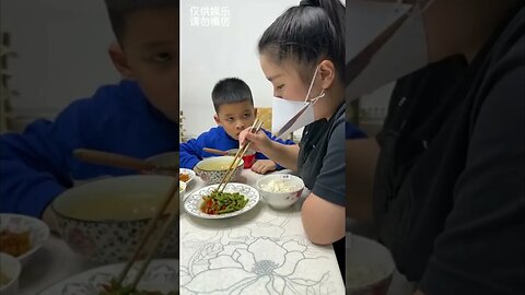 Chinese Boy Is Confused As To How Chinese Girl Will Drink Soup