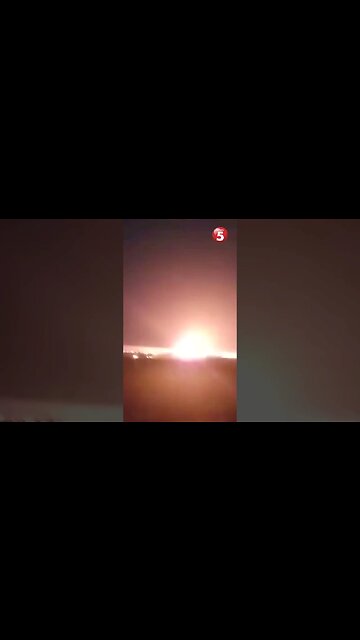Israeli missiles explode in Gaza. #shorts