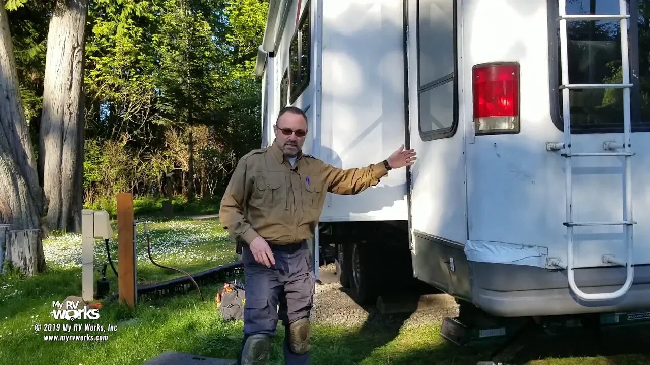 Troubleshooting a Stuck Lippert Rack and Pin Style RV Slide Out - Bonus WWII Camp Hayden Overview