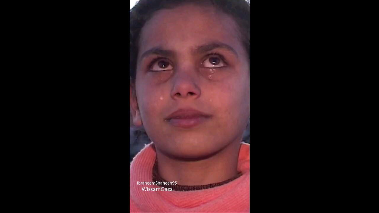 This girl "survived" an Israeli bombardment that killed members of her family in #Gaza.