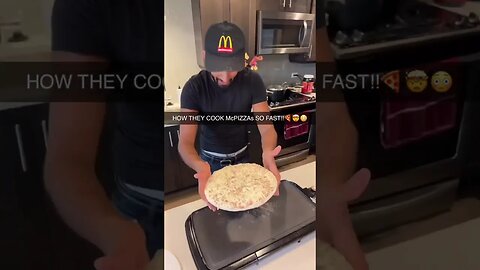 HOW THEY COOL McPIZZA SO FAST!!🍕🤯😳#shorts