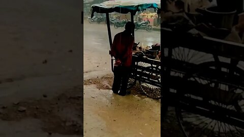 बारिश का आगमन #rain #sayari #raining_sayari #traveller #vloging #viral #vlog