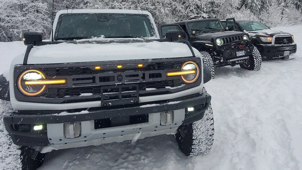 Bronco Raptor vs. JEEP 37" vs. Tacoma TRD | First Snow Wheelin