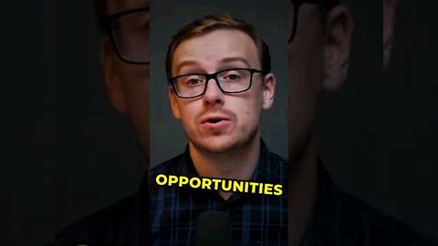 Asking Two AIs What Are The Best Business Opportunities and Online Business Ideas Right Now #Shorts