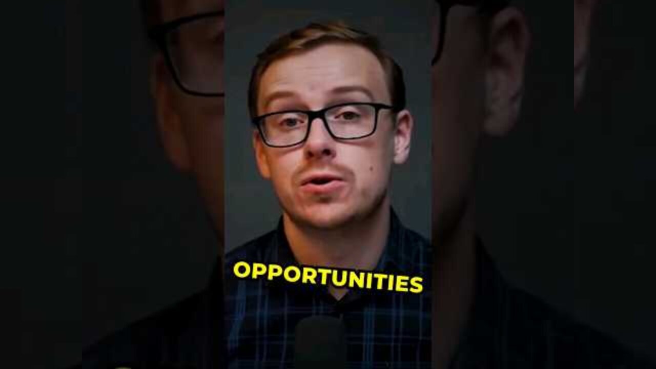 Asking Two AIs What Are The Best Business Opportunities and Online Business Ideas Right Now #Shorts