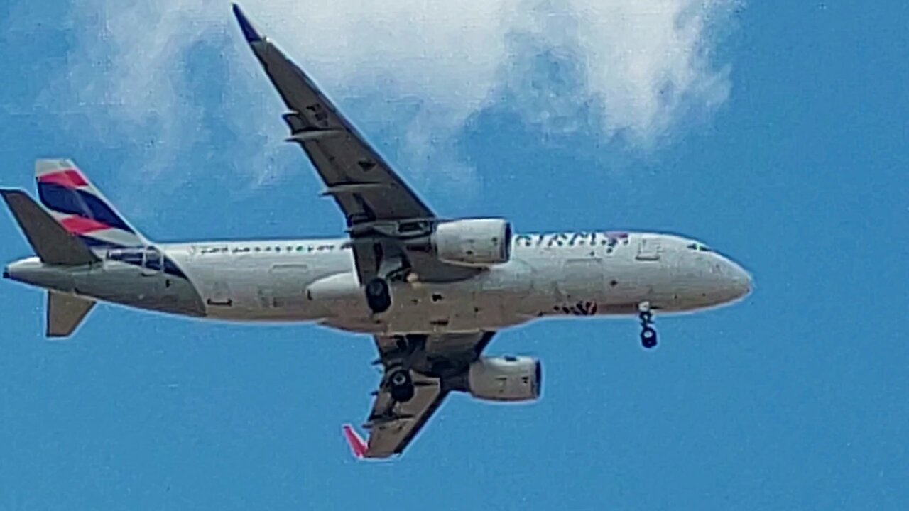 Airbus A320NEO PR-XBP coming from Recife,Airbus A321 PR-XMF from Guarulhos and Airbus A320 PR-TYF from Rio de Janeiro to Fortaleza