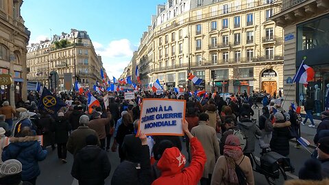 Manifestation, marche pour la paix au départ de Port Royal à Paris le 26/02/2023 - Vidéo 10