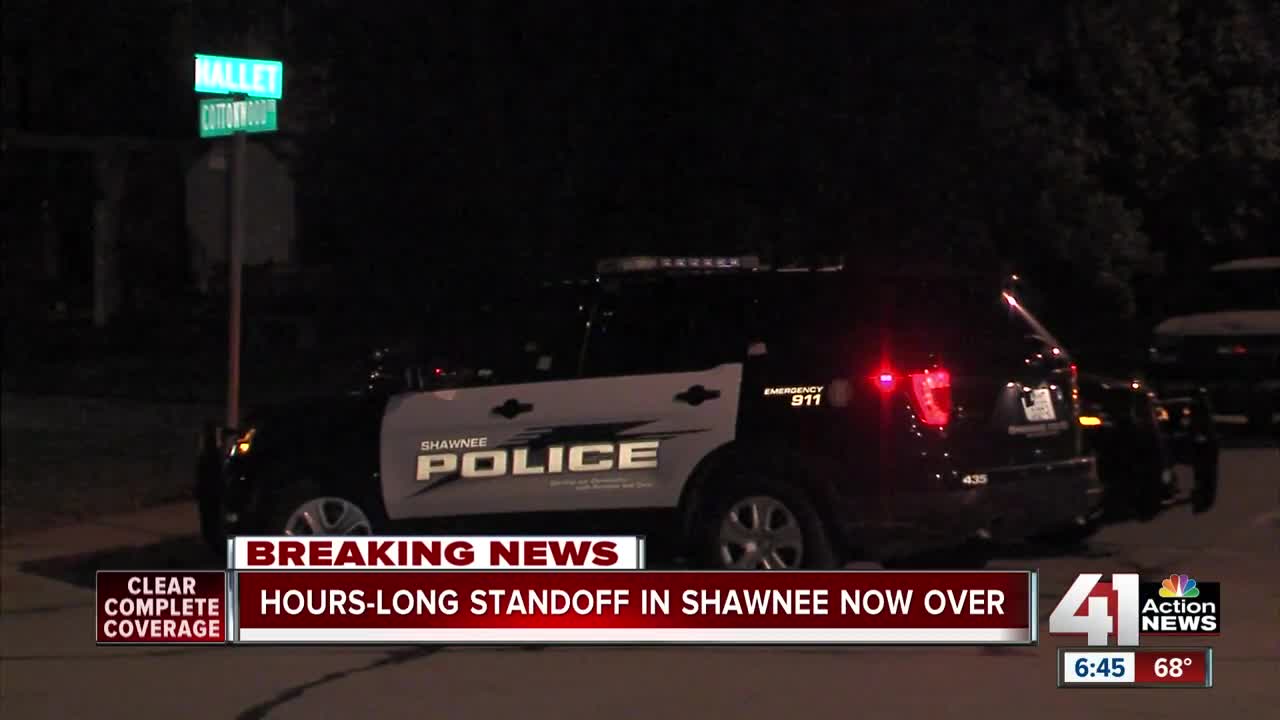 Shawnee police clear scene after 7-hour standoff