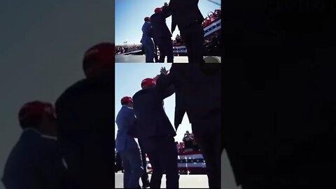 President Trump dances with the Nelk Boys at a rally 🔥 🇺🇸