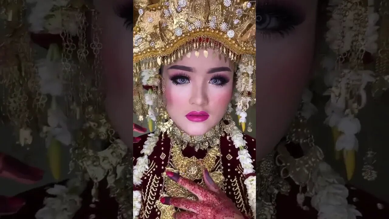 wow !! Cantik Sekali Pengantin Memakai Busana Adat Palembang #short #shorts #shortvideo