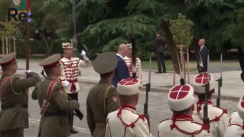 тържествен водосвет и официална церемония по издигане знамето на град София