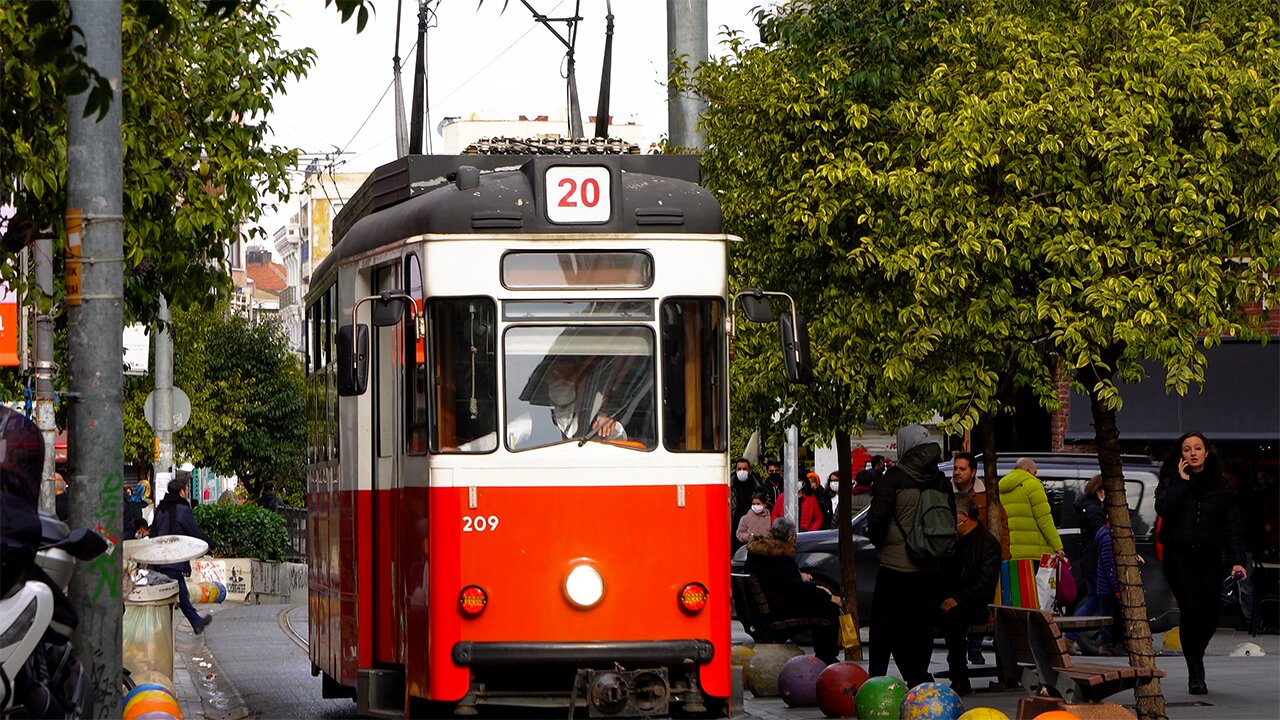 İstanbul Streets - Kadıköy Walking Tour & Street Foods