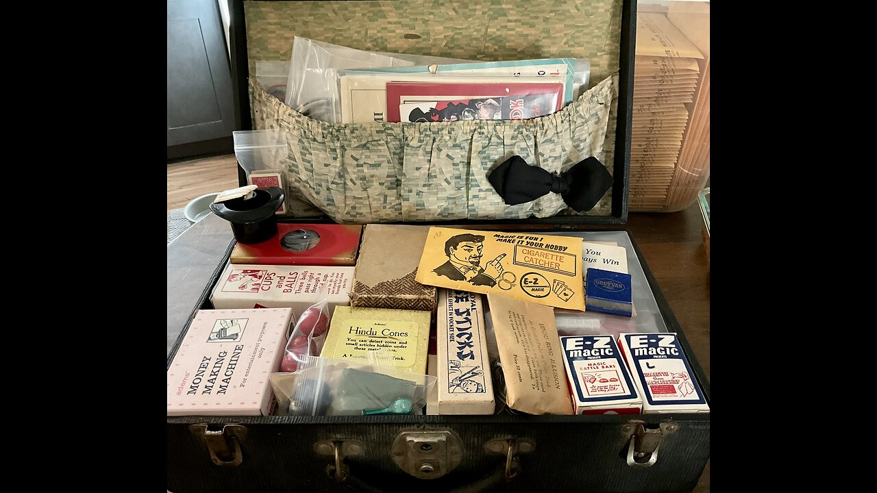 Fat Magician Presents … 1940s Magic Case