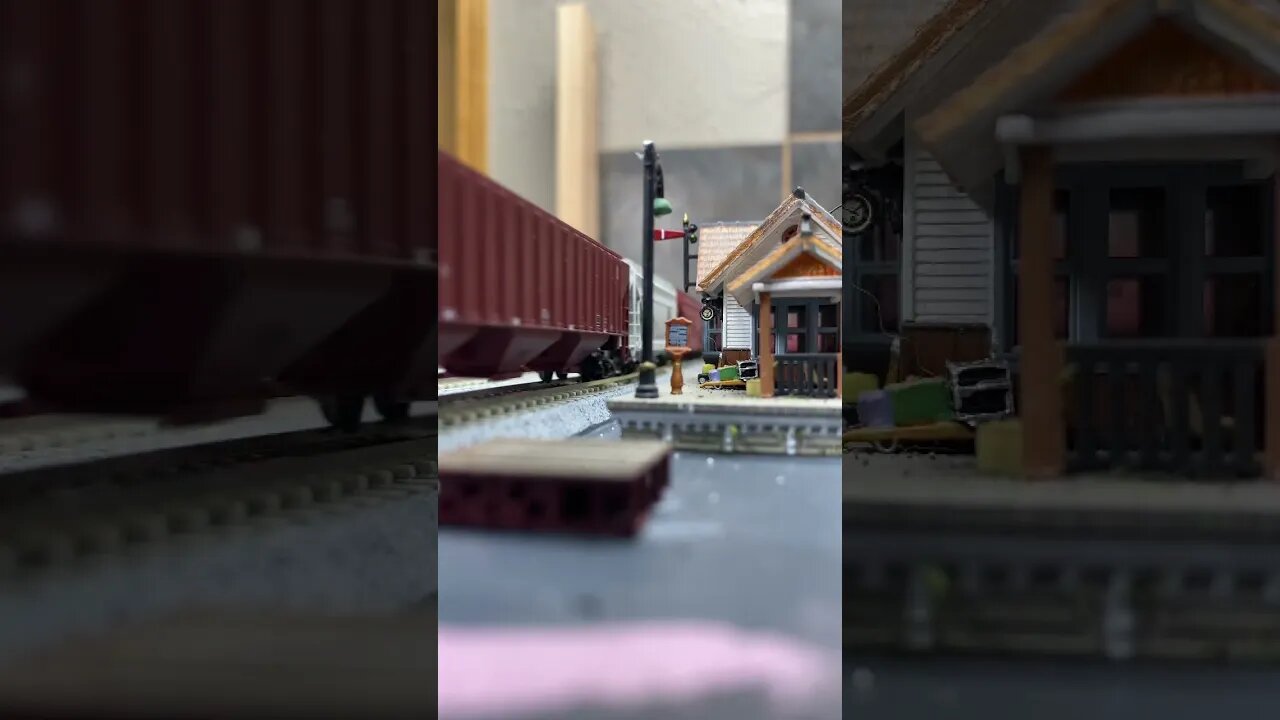 N Scale high speed grain train