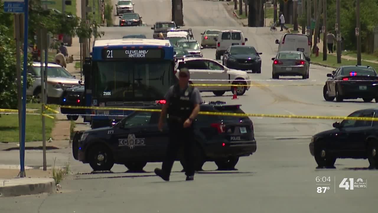 Witnesses watch shootout unfold from McDonald's drive-thru