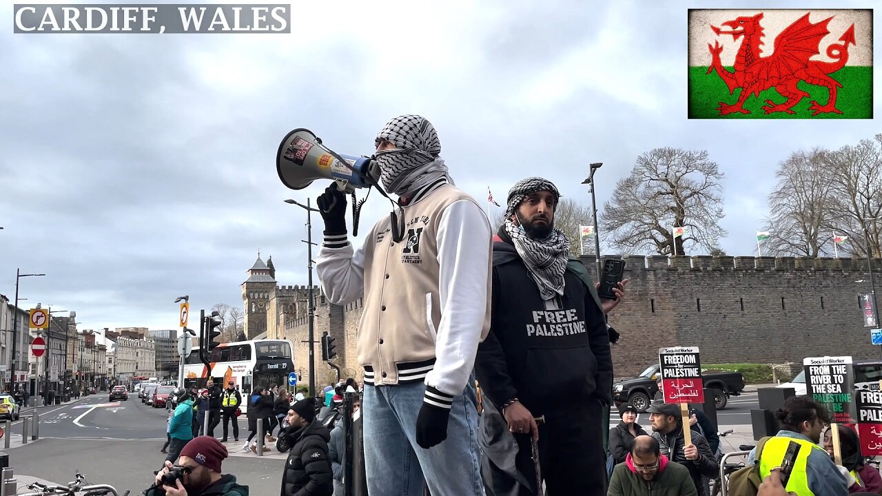 Pro-PS Protesters, Aneurin Bevan Statue Cardiff☮️