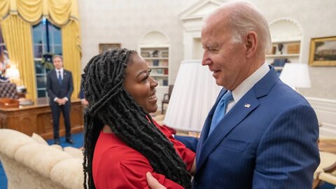 Joe Biden RELEASES Brittney Griner