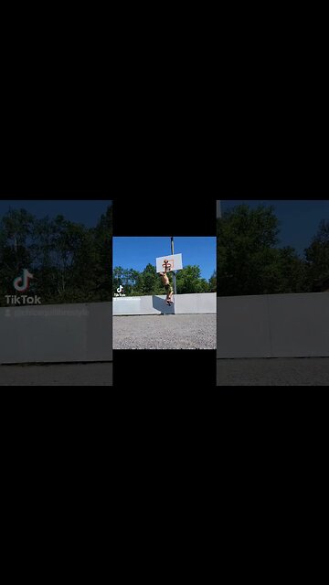 #dunks #halfcourtshot #basketball #ytshortsvideo #ytshortscanada #ytshorts