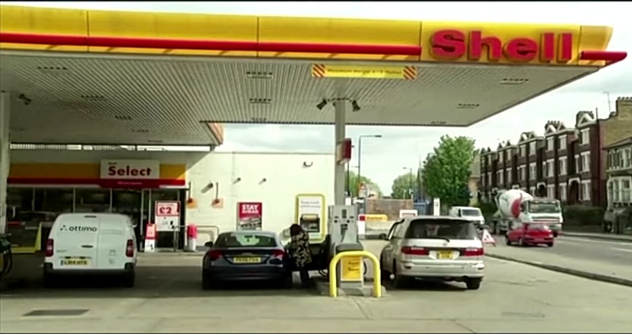 Shell wins appeal against landmark ruling to cut emissions