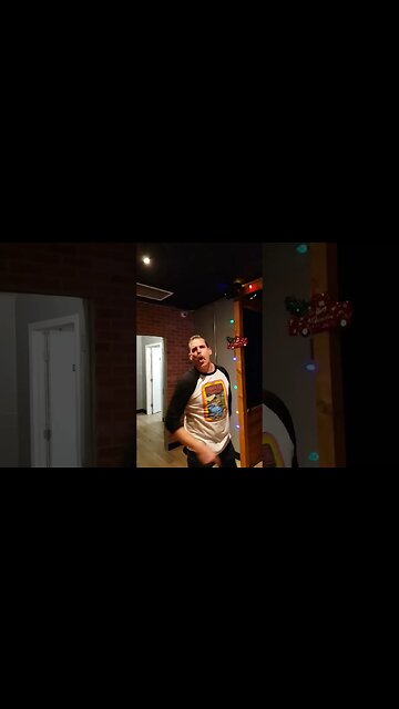 Axe throwing EPIC FAIL #shorts #axethrowing