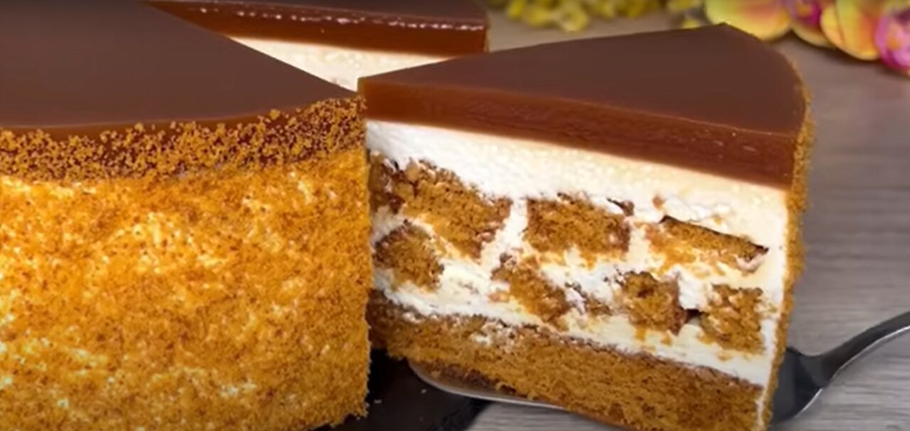 There has never been such a delicious cake! Extremely moist and soft! Caramel cake!