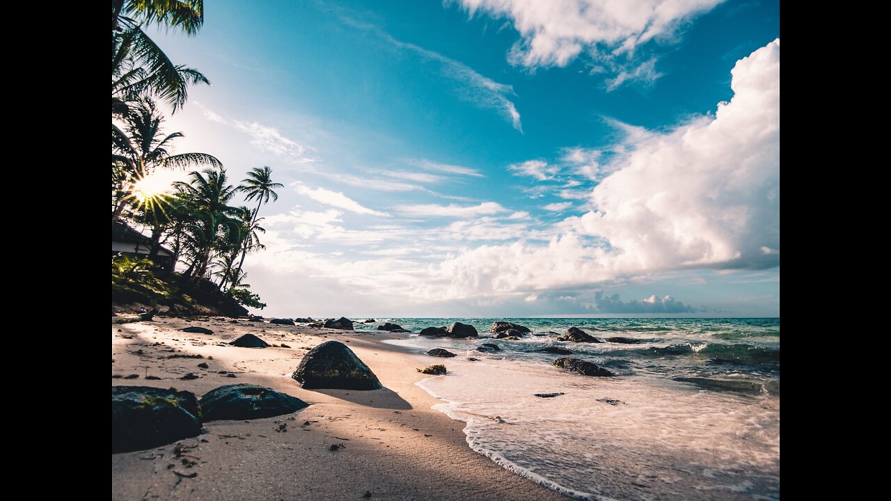 Calm Relaxing Beachfront Waves for Sleep or Meditation - 30 minutes.