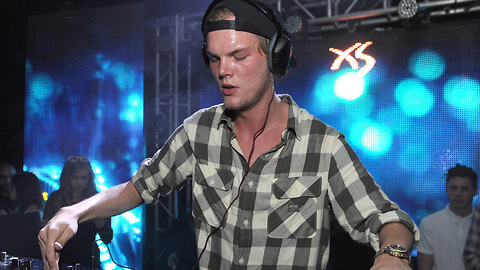 Avicii Fans ANGRY That 2018 MTV VMAs Overlooked Him!