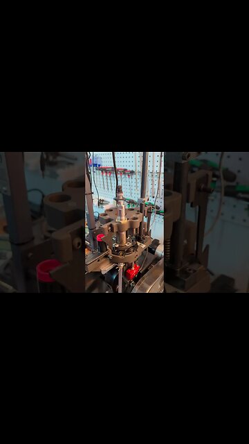 How NOT to remove a Dillon 1050 tool head...