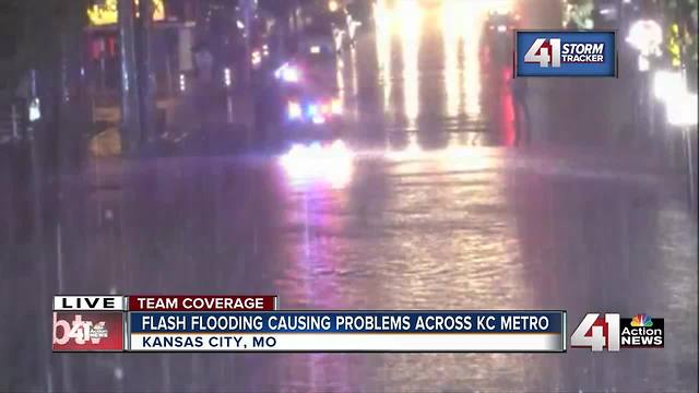 Flash flooding causes problems in KC metro area