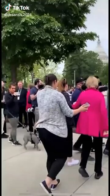 Elizabeth Warren’s pretended outrage