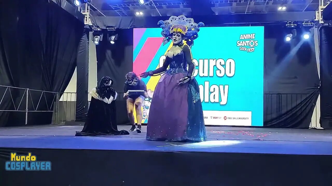 Apresentação Cosplay de Queen Odette do jogo Odin Sphere no Anime Santos Geek Fest 2023!