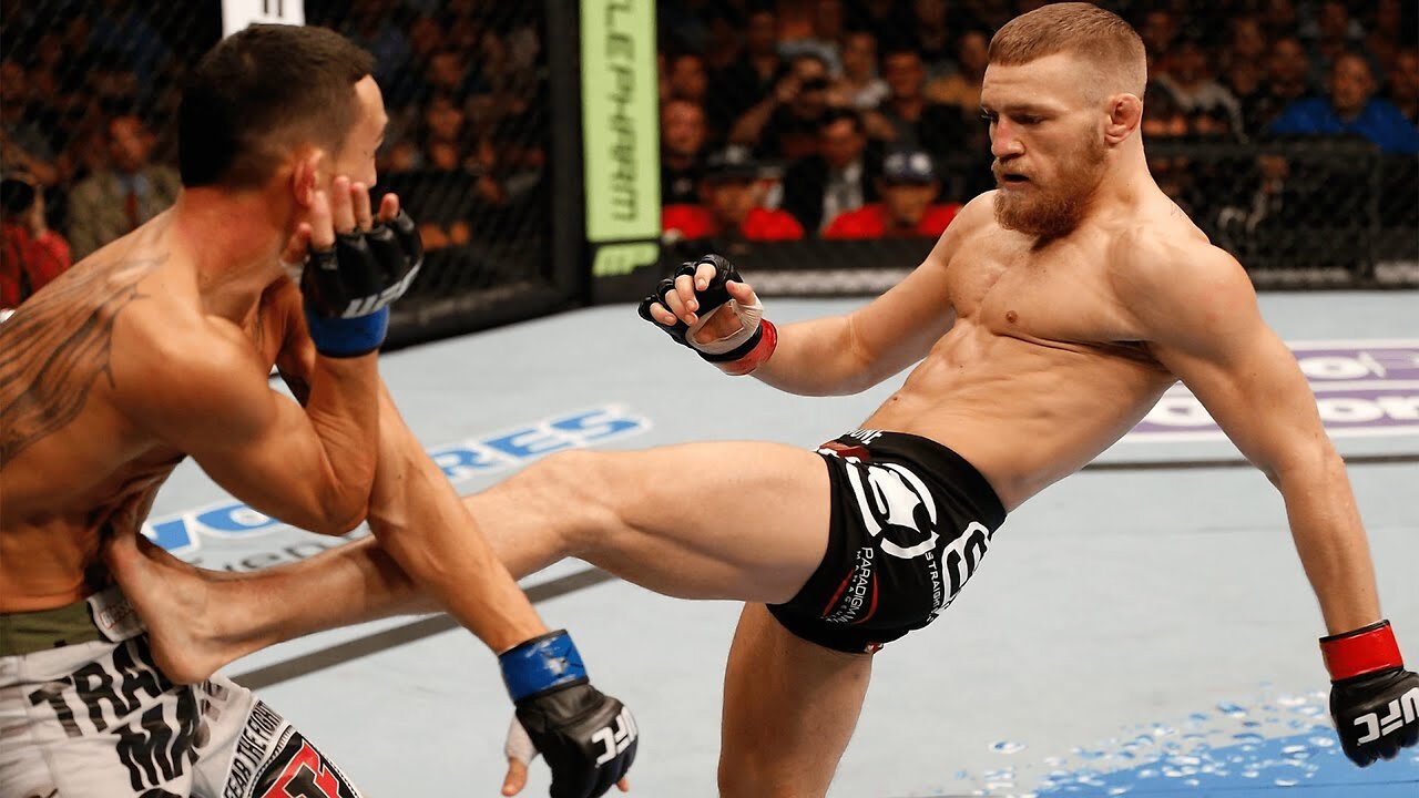 UFC Conor Mcgregor VS Max Holloway Best Moments - MMA Fighter