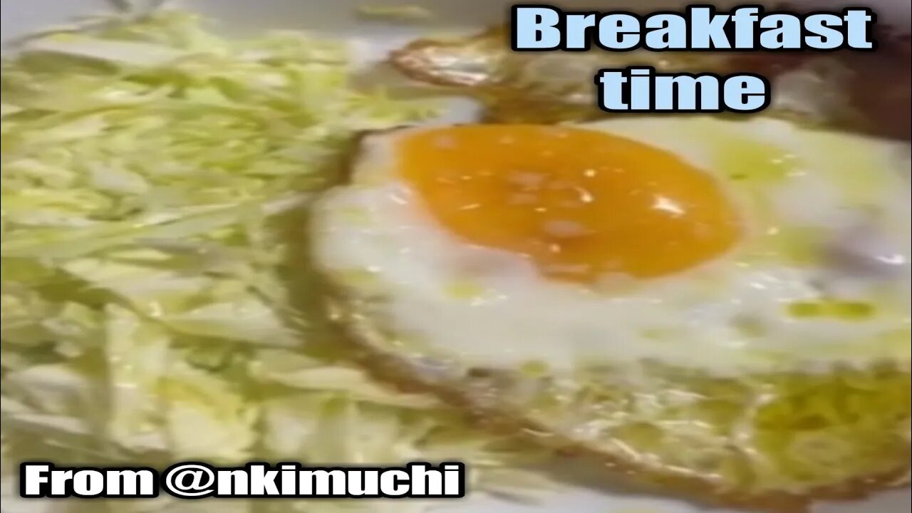 How to make the perfect healthy breakfast | @nkimuchi on IG 🥓🥚🍳 #breakfast #bacon #eggs