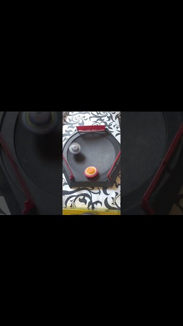 batalha de beyblade valkyrie vs phoenix (vencedor surpreendeu 😱🔥)