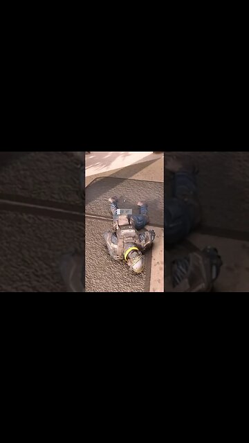 “It’s a glitch” no it’s Bethesda 🤩✨ #gaming #starfield #bethesda #shortsfeed