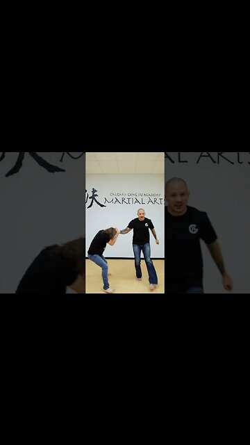 Self Defense Technique When Someone Grabs You By The Hair