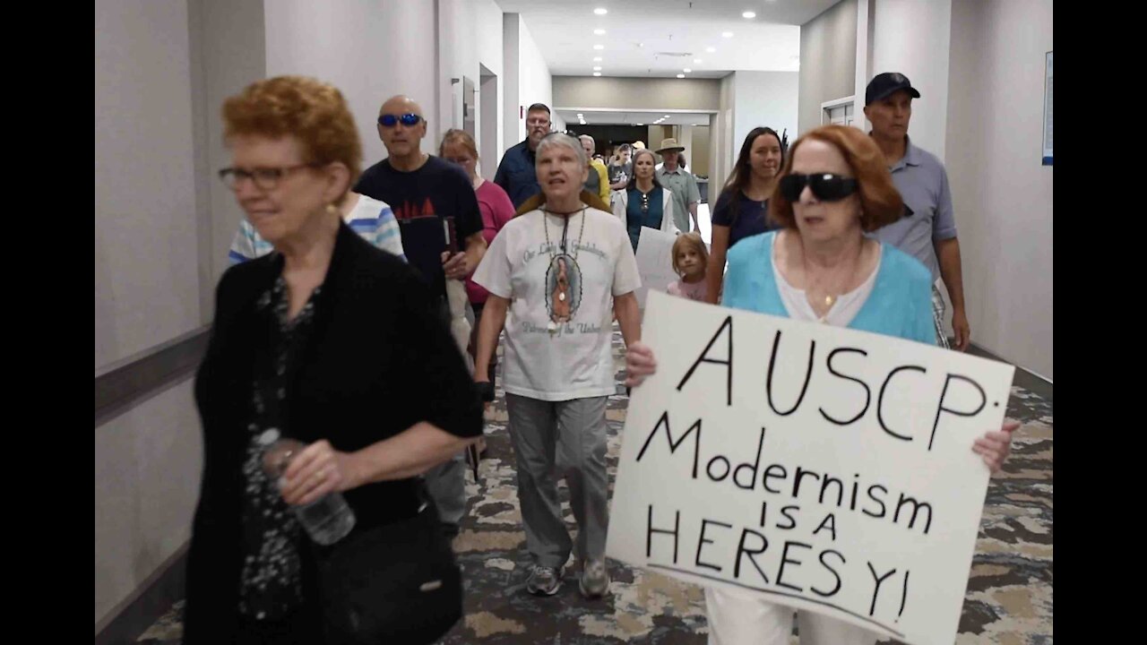 Dissident priests meet faithful Catholic opposition in Minneapolis