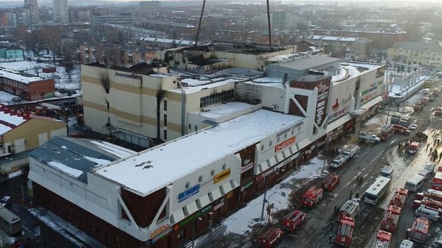 Protesters Call For Full Investigation Into Russian Mall Fire
