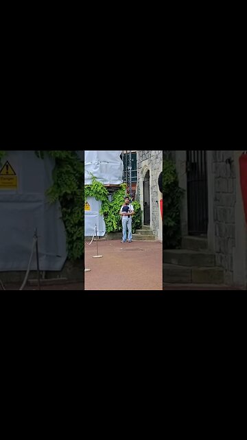 Tourist looks baffled who me get back #windsorcastle