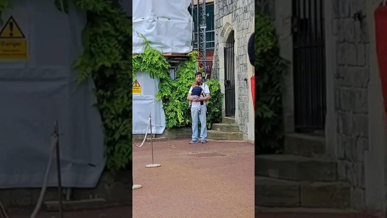 Tourist looks baffled who me get back #windsorcastle